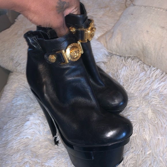 Versace platform booties - Picture 3 of 7